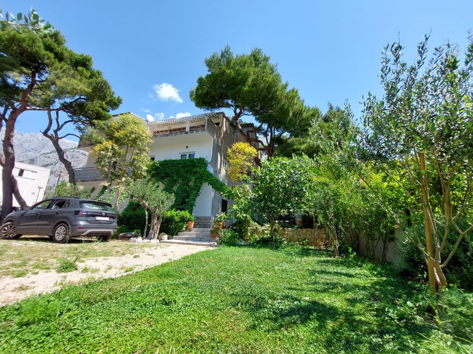 17 Pines Appartement Makarska Buitenkant foto