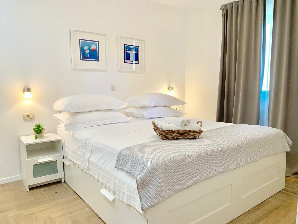 17 Pines Appartement Makarska Buitenkant foto